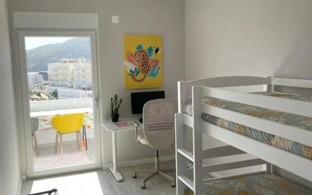 *SEA VIEW* New 3 Bedroom apt with FREE parking