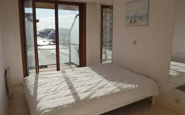 Apartment in Nieuwpoort With Sea Views