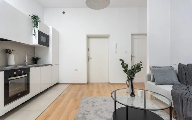 Modern  Apartments  by Upstairs
