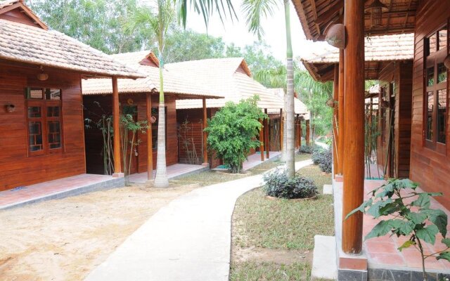 Nam Phuong Resort
