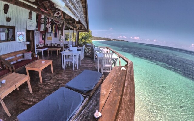 Cosmos Bungalows