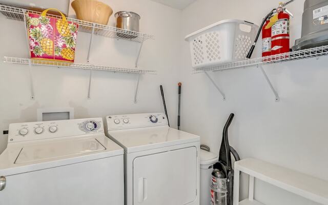 Inlet Reef 109 3 Bedroom Condo by RedAwning