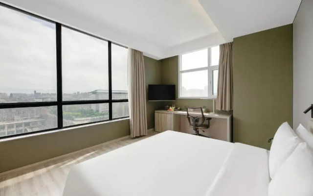 Atour Hotel Wild Goose Pagoda Xian