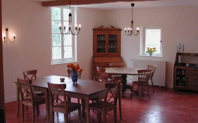 Chambres dHotes Au Château