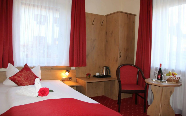 Hotel Alpina Ros Demming