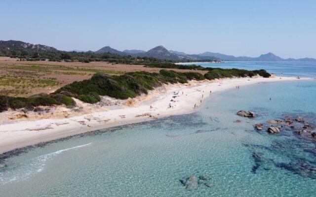 Villetta capo schiera 100 m dal mare