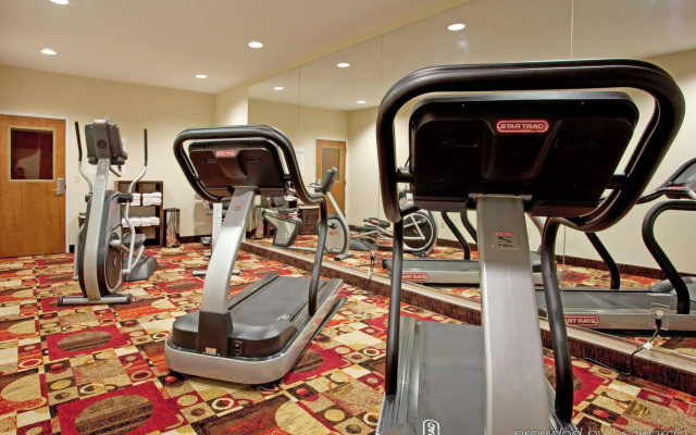 Holiday Inn Express Hotel & Suites Lafayette South by IHG