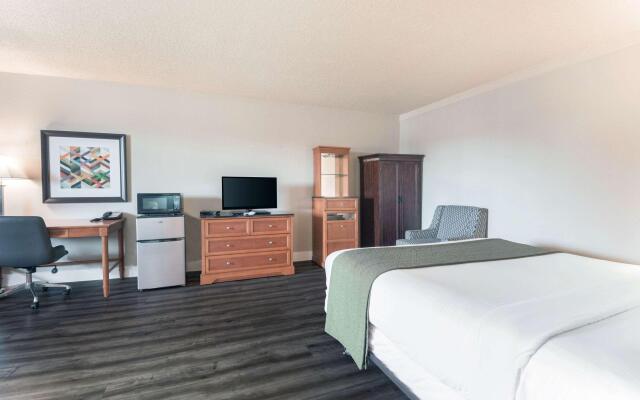 Rodeway Inn Portland Airport Hotel