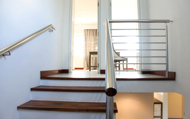 Plage Bleue Beachfront Apartments By Lov