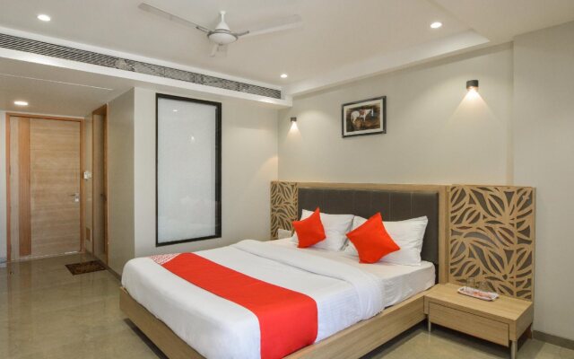 Hotel Season Choice By OYO Rooms