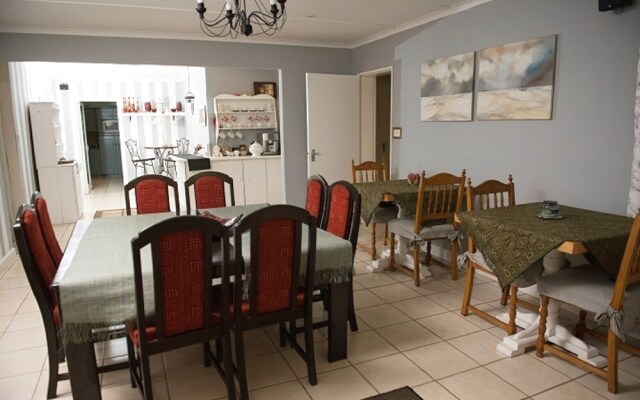 Twin Pools Lodge B and B