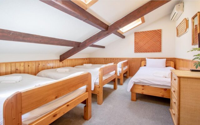 Moorea Lodge