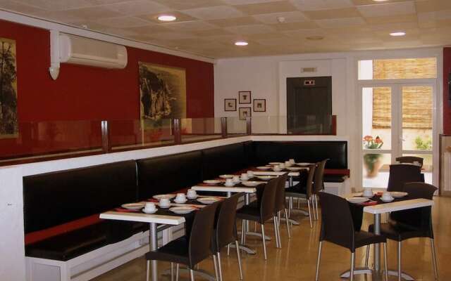 Hostal Regina