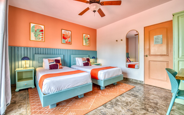 Bocas Paradise Hotel