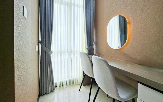 Comfortable Space And Nice Studio At Apartment B Residence