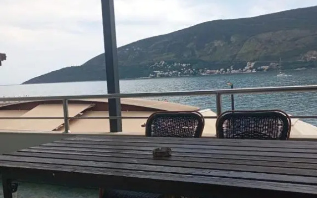 Apartments Cebra