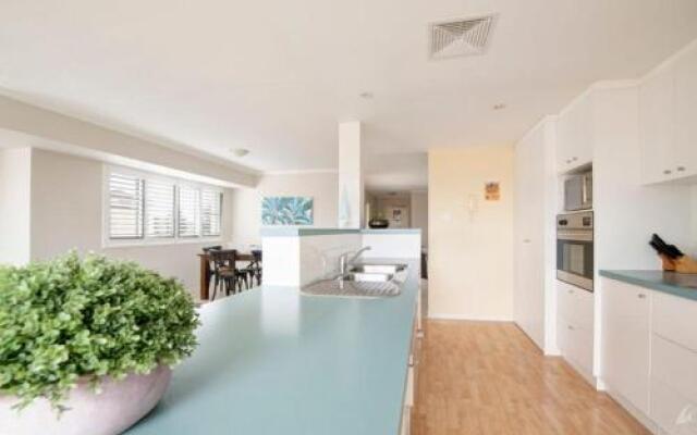 Beachside 4 With Airconditioning And Spa Bath