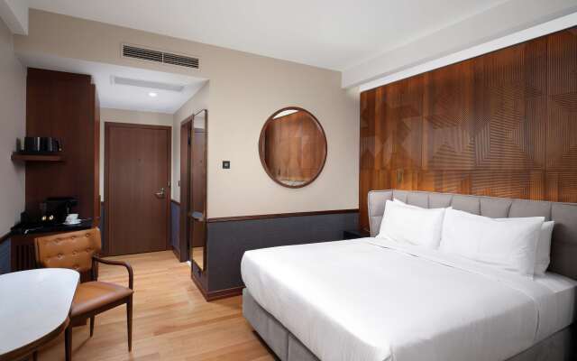 Iceland Parliament Hotel, Curio Collection By Hilton