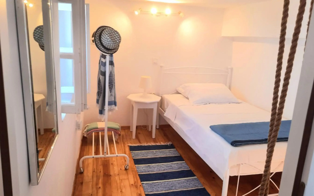 Zoe Apartments No 7 , Hydra Island Greece