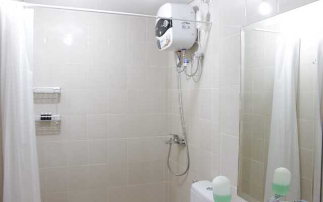 Spacious 3BR Apartment Parahyangan Residence near UNPAR