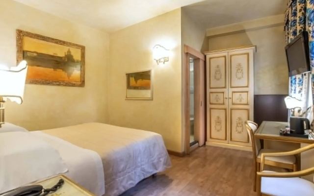 Hotel Alba Palace