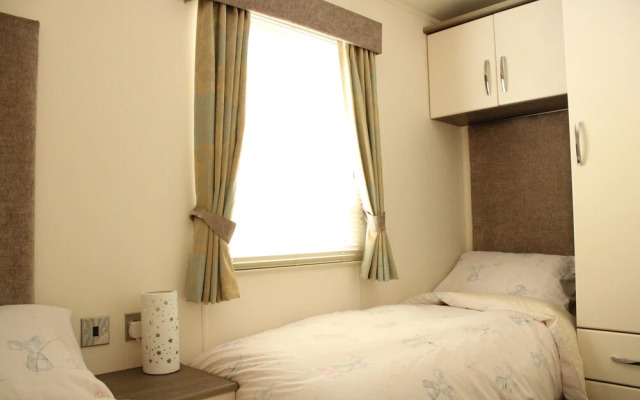 Home From Home Caravan in Lowestoft