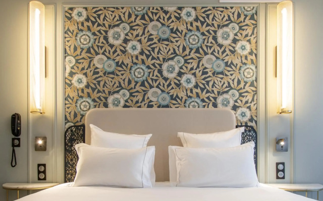 ELSA, Hôtel Paris