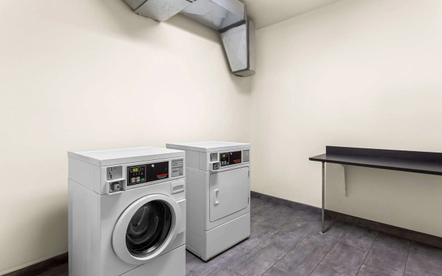 Comfort Suites Grayslake near Libertyville North