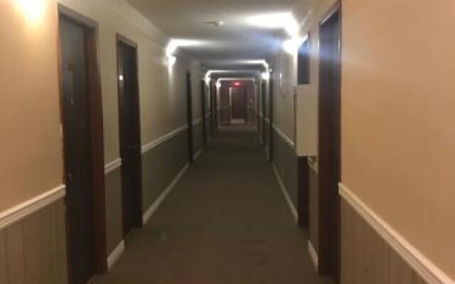 Oasis Hotel