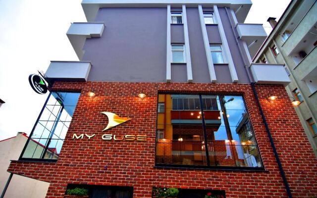 My Guse Suite