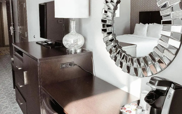 Crowne Plaza Chicago SW - Burr Ridge by IHG
