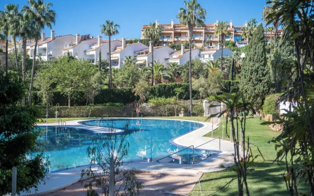 Charming Apartment With sea Views in Benalmadena