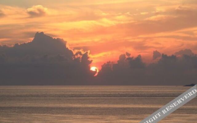 Zhoushan youth hostel for the elderly and the sea