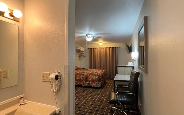 Deluxe Inn Nebraska City