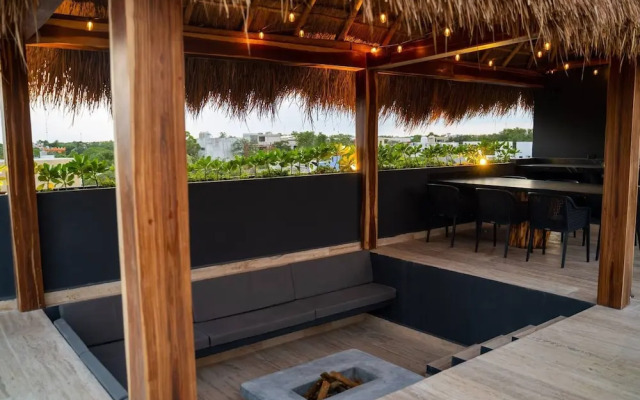 Studio Apt, Great Location, Amazing Rooftop Pool