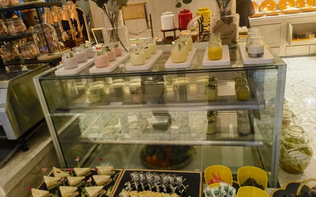 voco Chongqing Chaotianmen by IHG