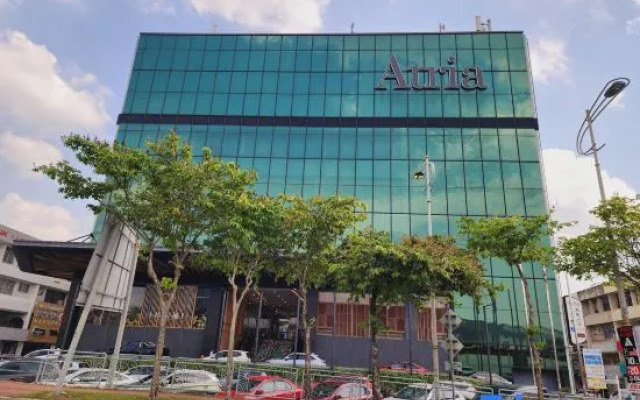 Damansara Jaya Petaling Jaya 2 Storey Landed House for 15 Pax