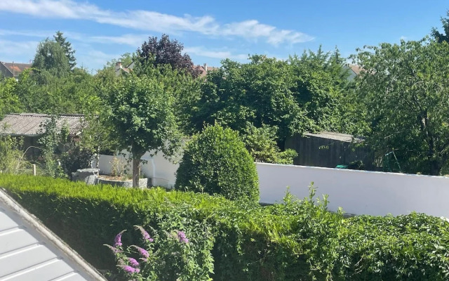 Paris-Disney 2 chambres confort & jardin