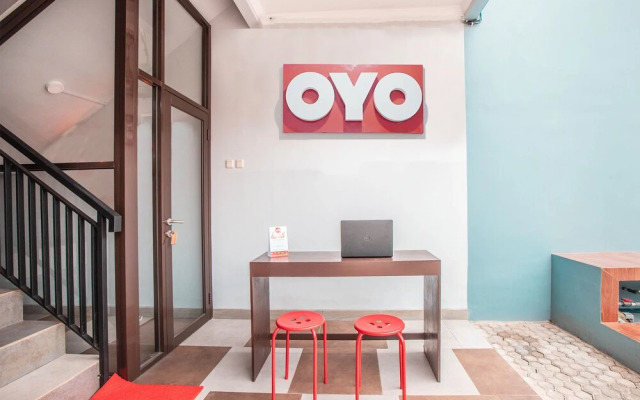 OYO 842 Arafuru Residence