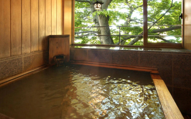 Moriaki Ryokan