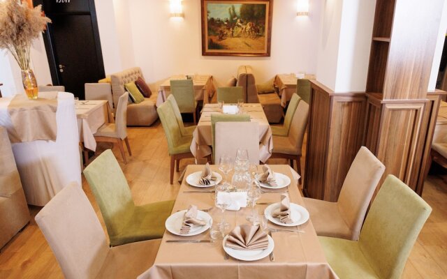 Green Wood Hotel & SPA