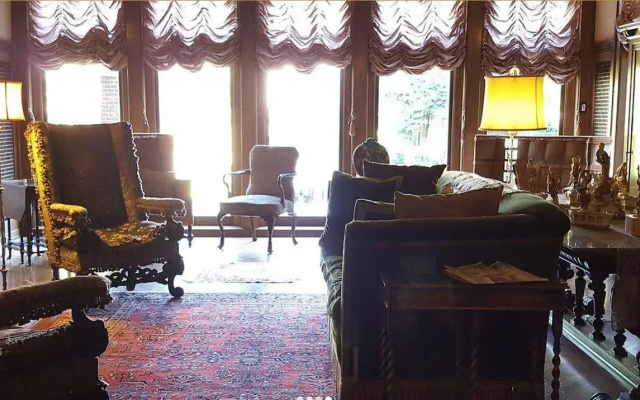 The Inn at Irwin Gardens