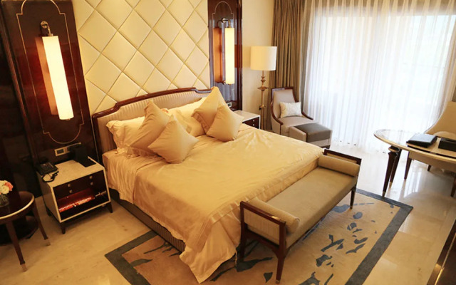 Sheraton Sanya Bay Resort