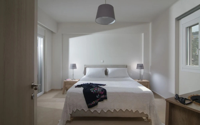 Gras Houses Agia Pelagia