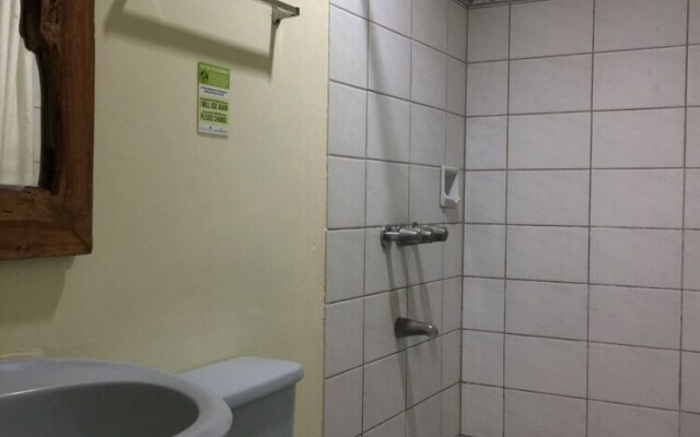 West Gorordo Hotel