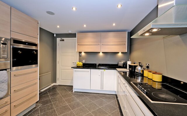 Luxurious Aberdeen Home in the West End