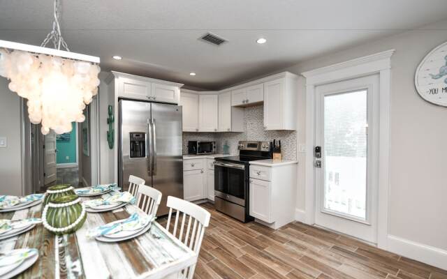 The Daiquiri Deck by SKLRP