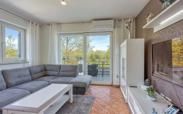 Sea Breeze Residence Mariella