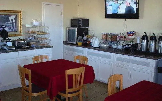 Best Western Country Inn