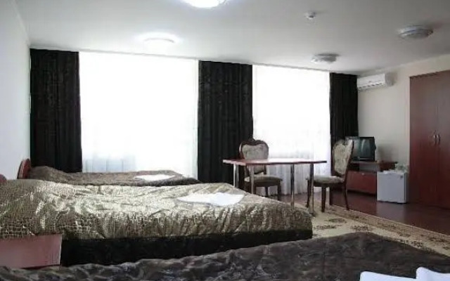 Tan-Sholpan Hotel
